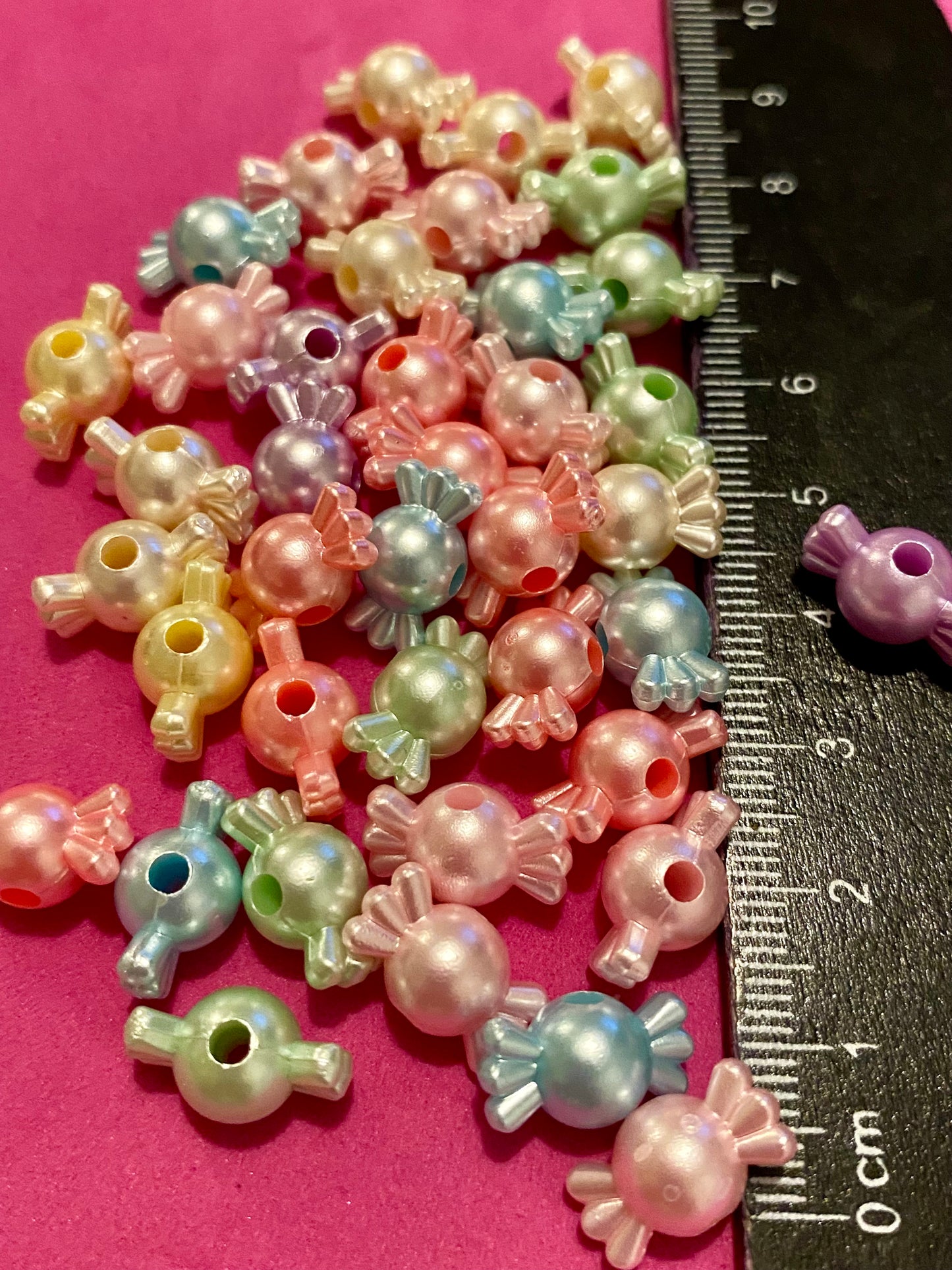 40 X Sweet Beads Assorted Pearlescent Colours