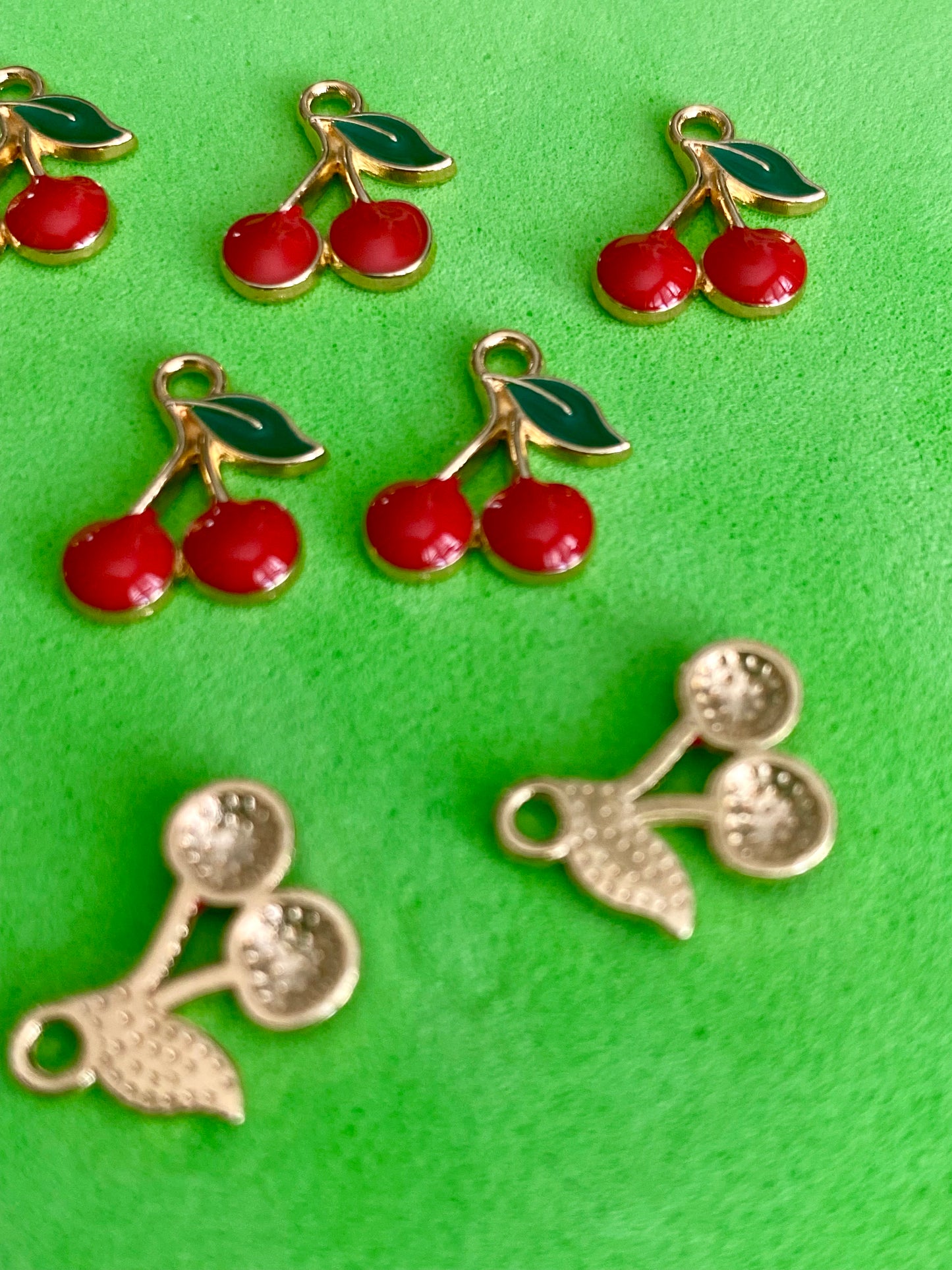 10 Pretty Cherry Charms