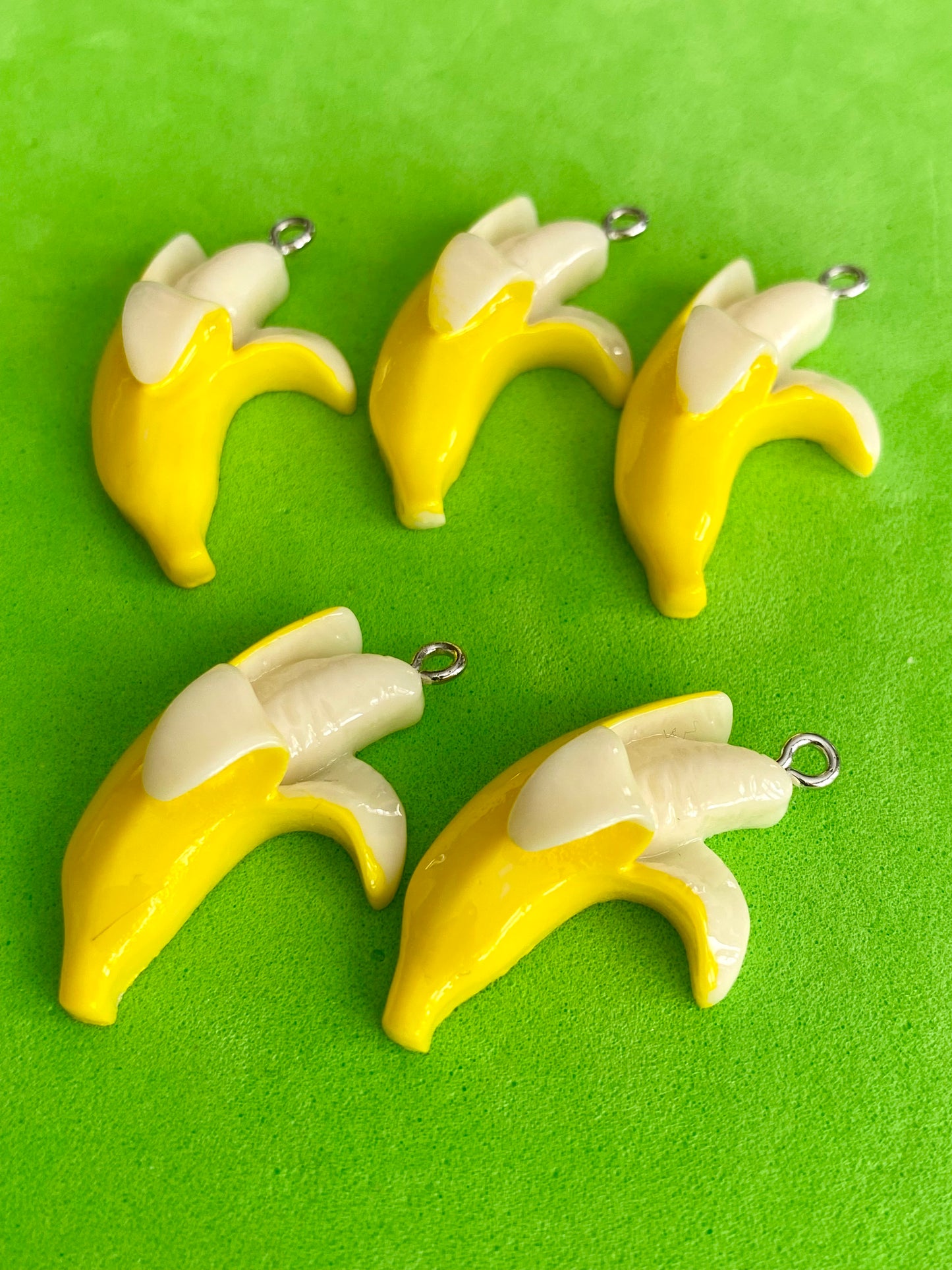 5 x Banana charms 35mm