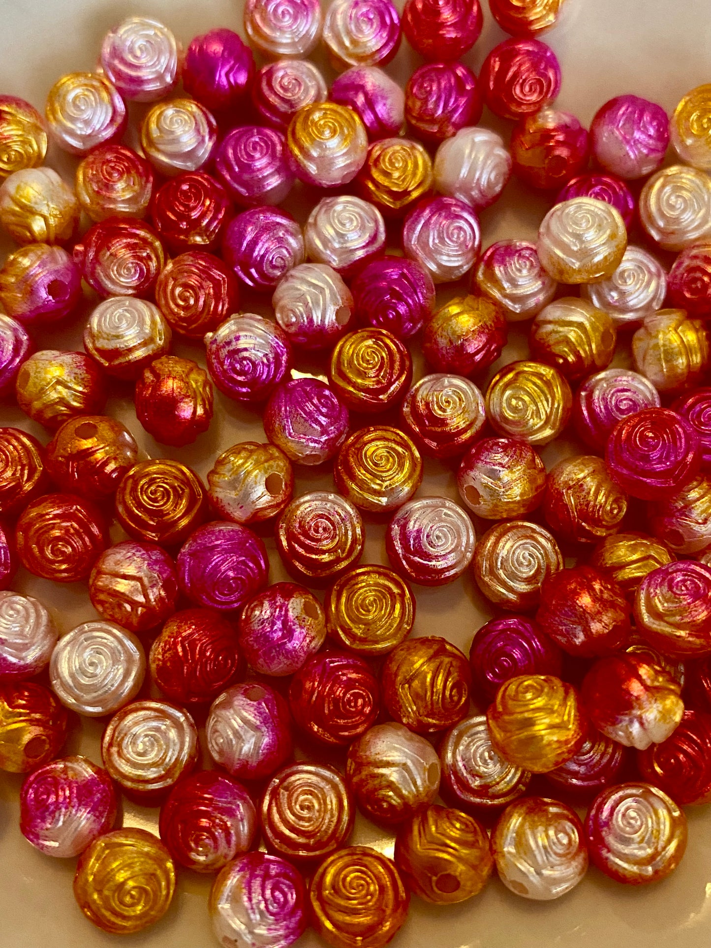 50 x Rose Bud Beads Pink/Gold 8mm