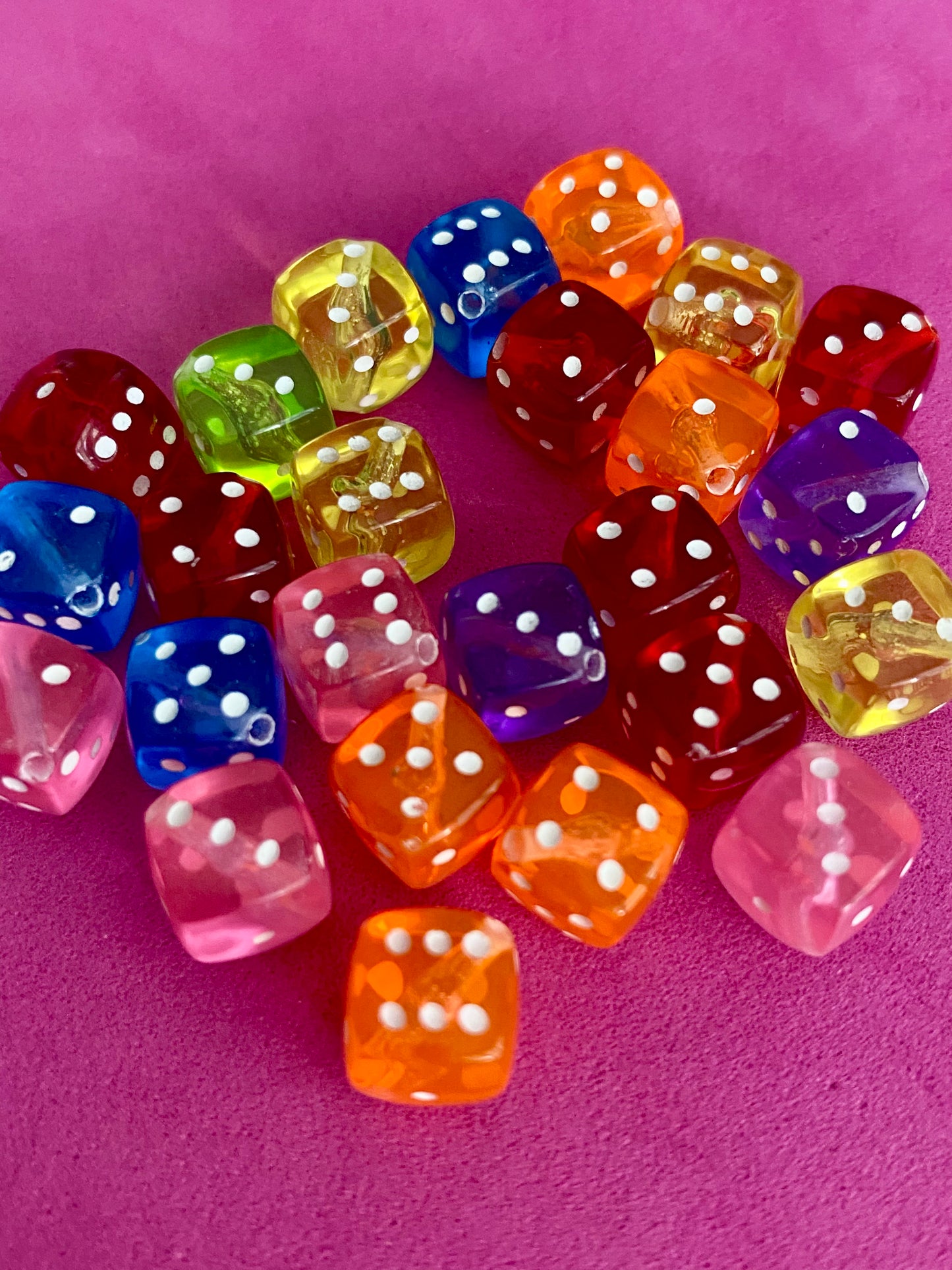 25 x Multicoloured Dice beads 8mm