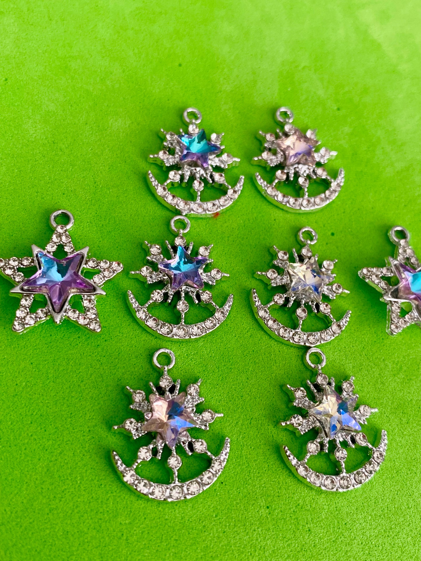 8 x Rhinestone Star Design Charms 20mm