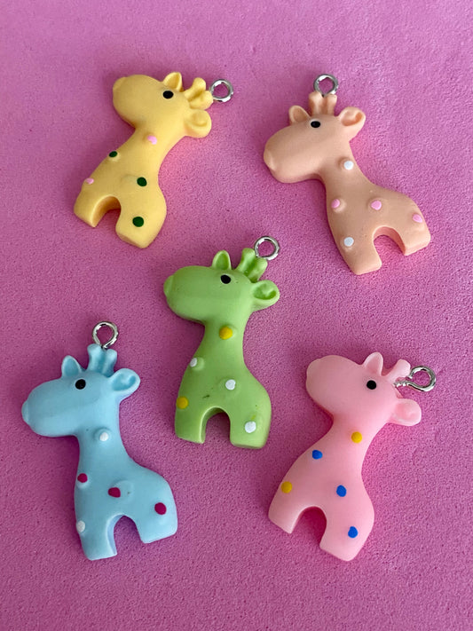 5 x Assorted Pastel Coloured Giraffe Charms