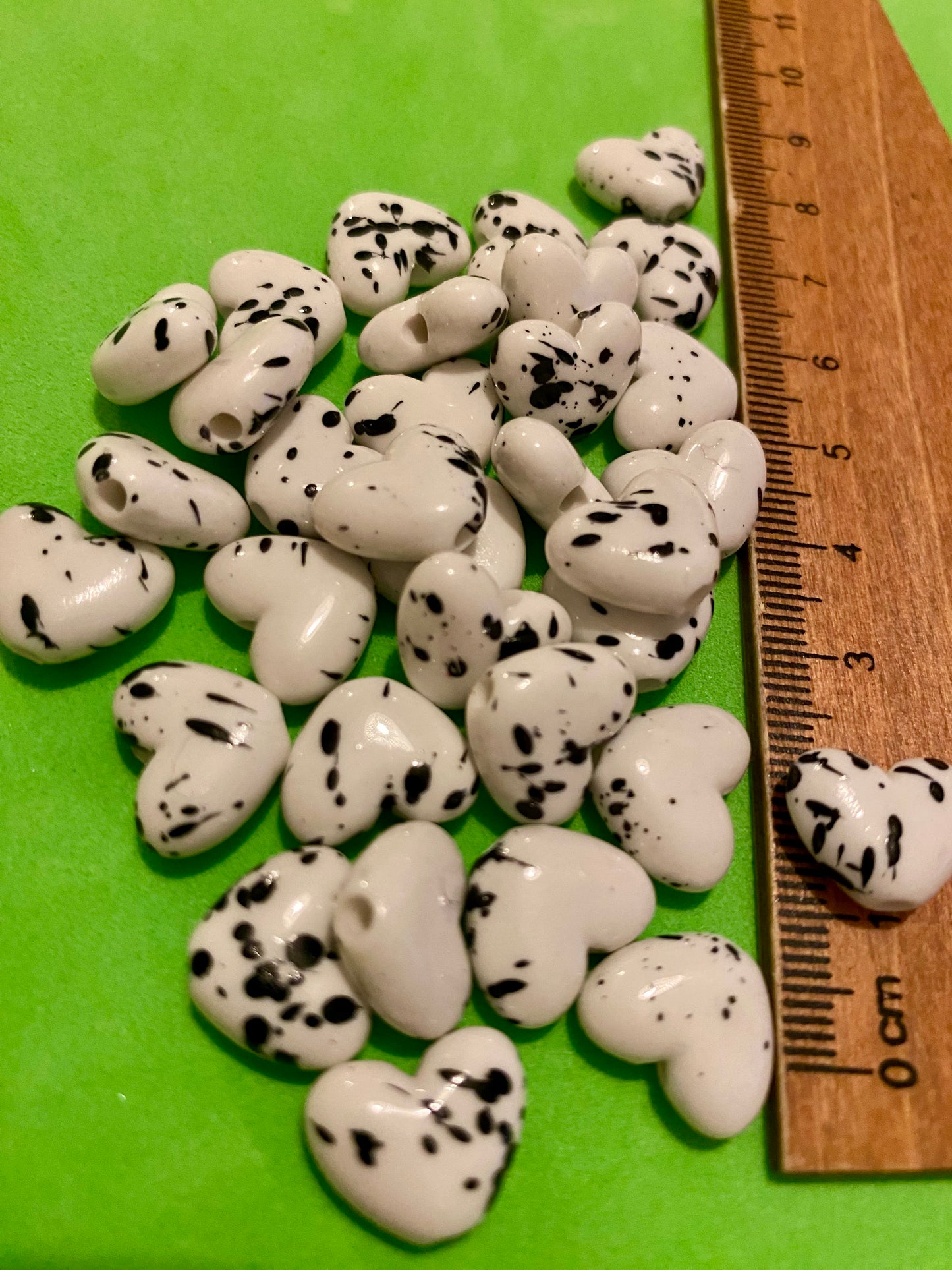 33 x Black and White Heart Beads 12mm