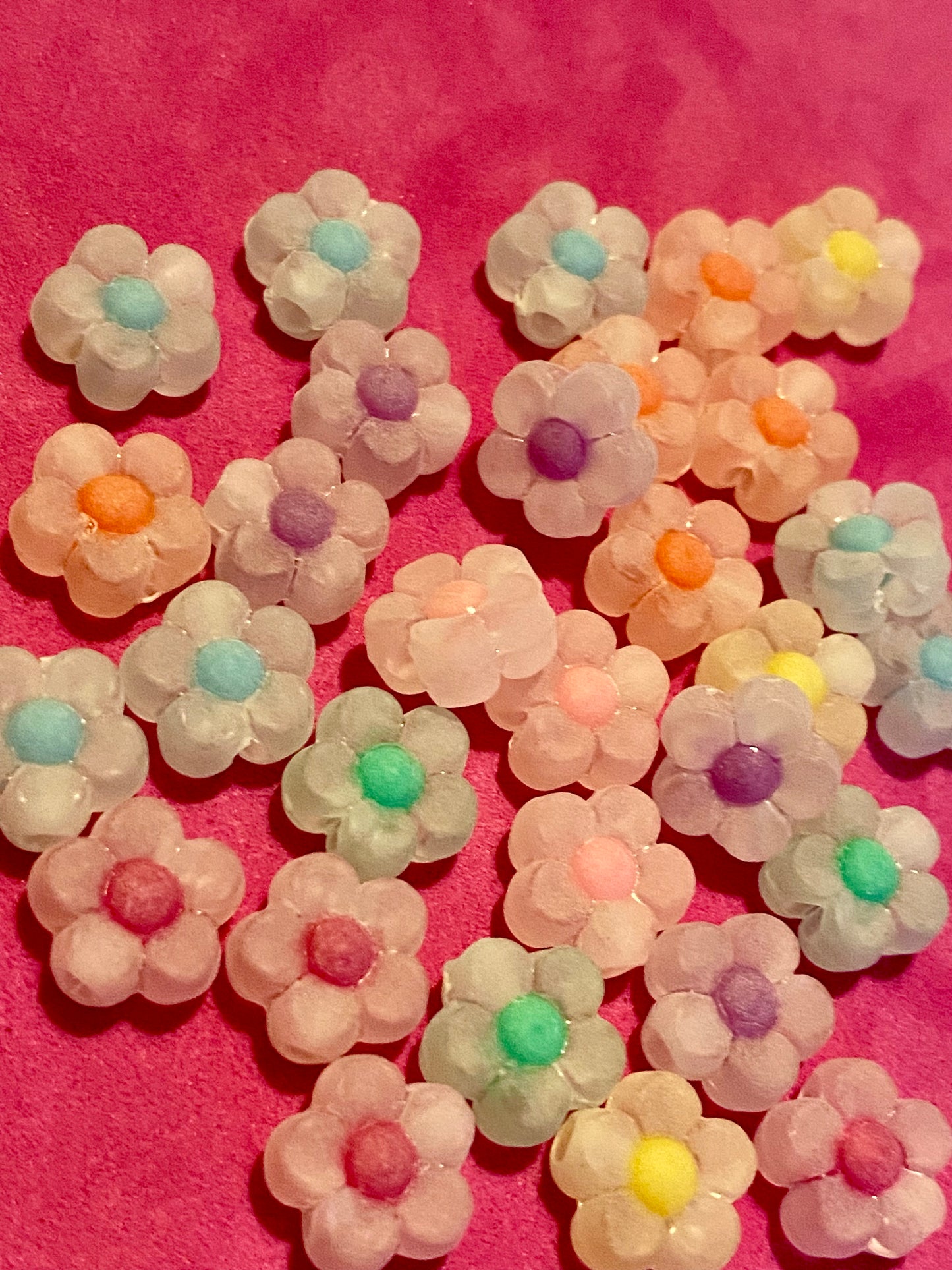 30 x Frosted Coloured Flower Beads 12mm