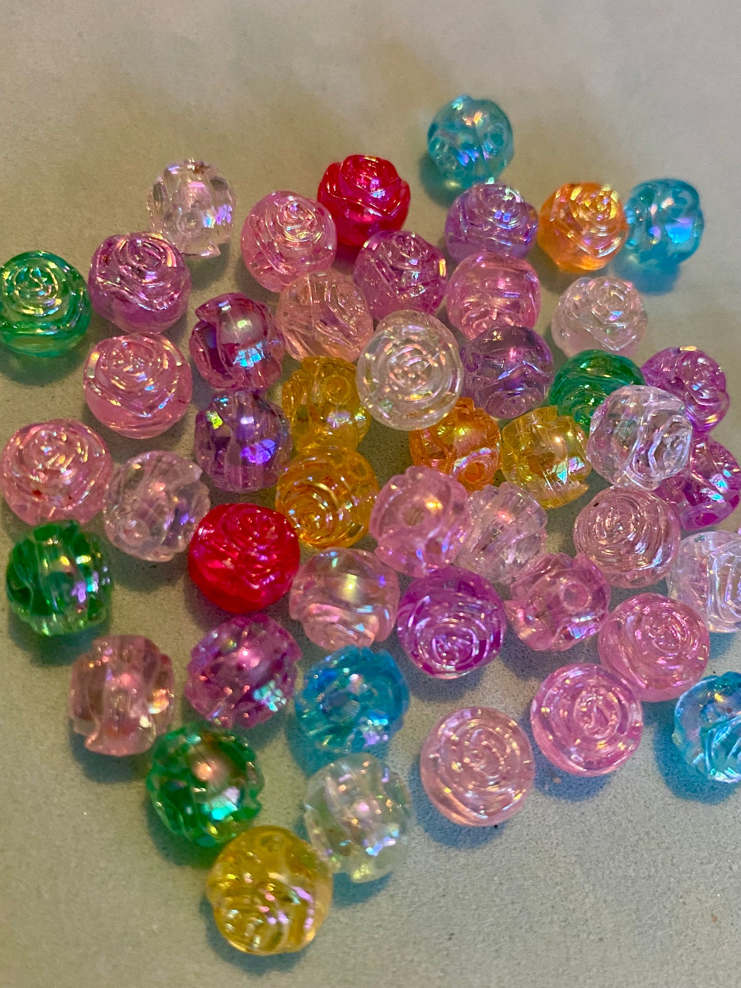 50 x Clear Coloured Rose Beads 8mm