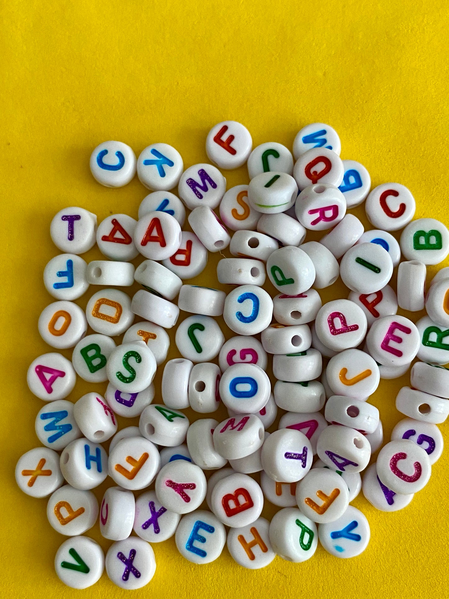 100 x 6m Letter Beads Suitable for Diy Jewellery Making