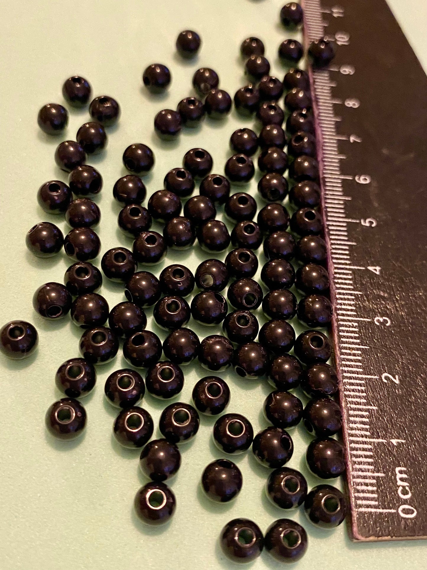 100 x 6mm Black Beads