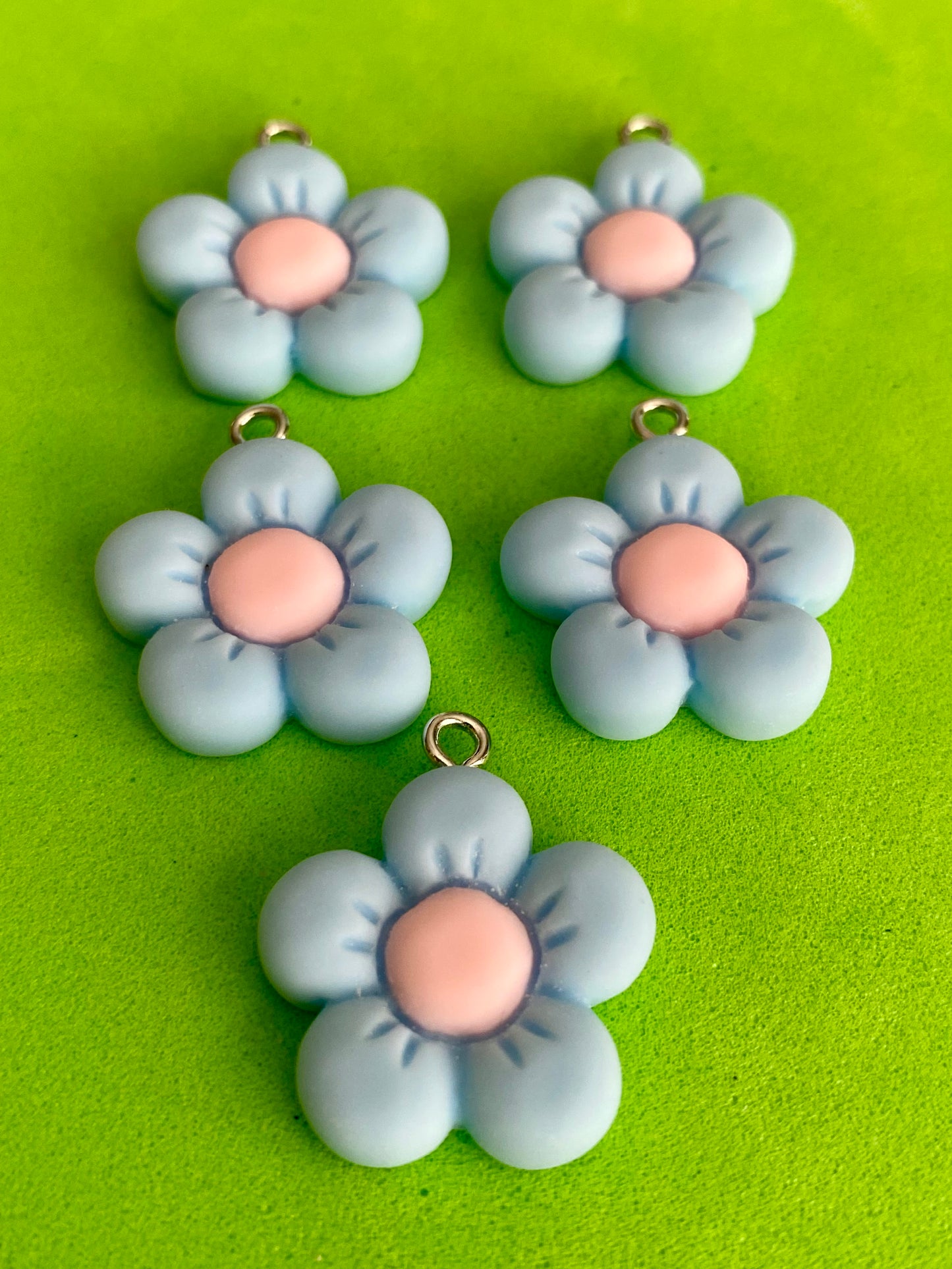 5 x Flower Charms 25mm