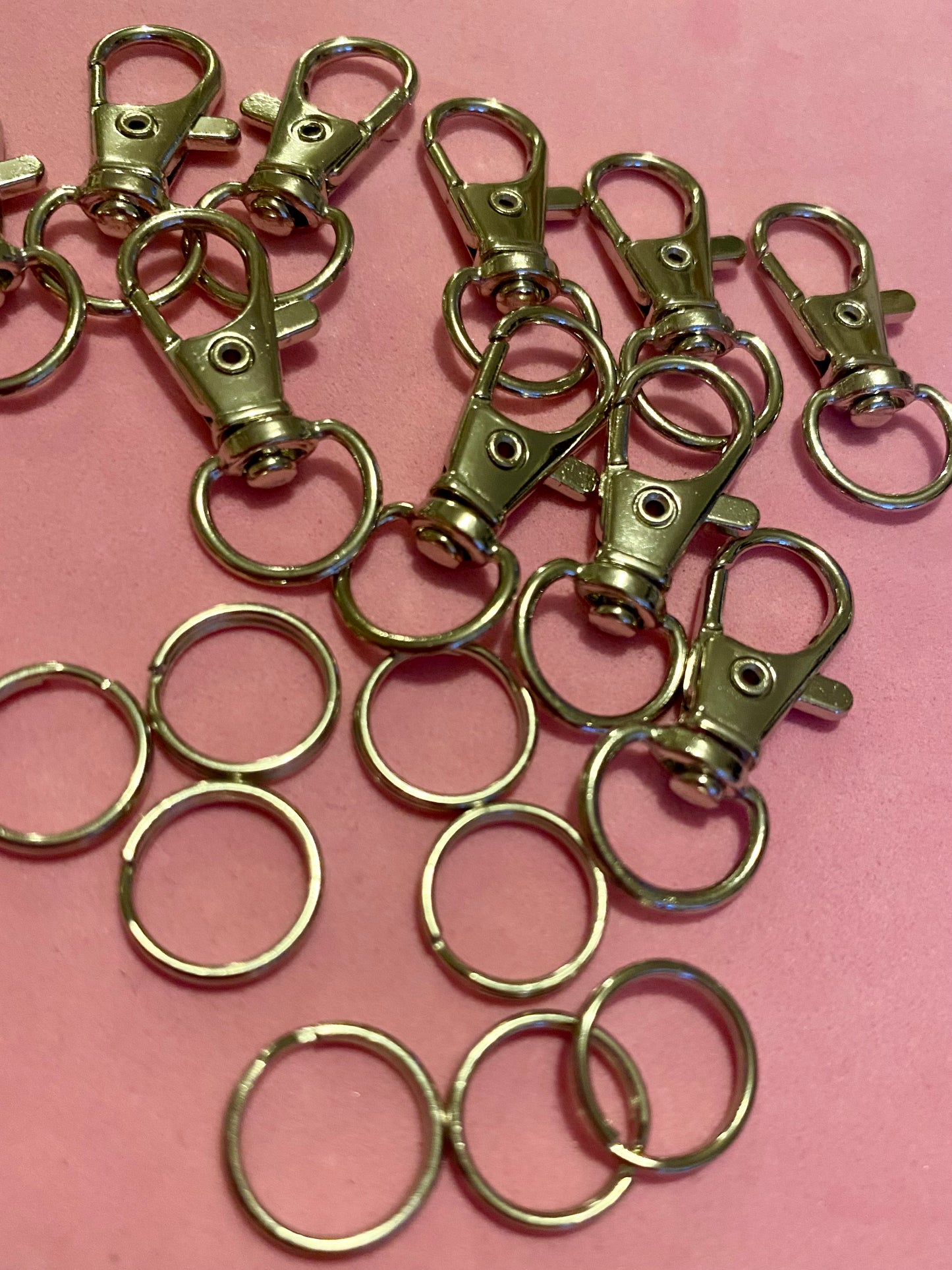 10 Silver Coloured Lobster Claw Swivel Keyring’s and Split Rings 10mm