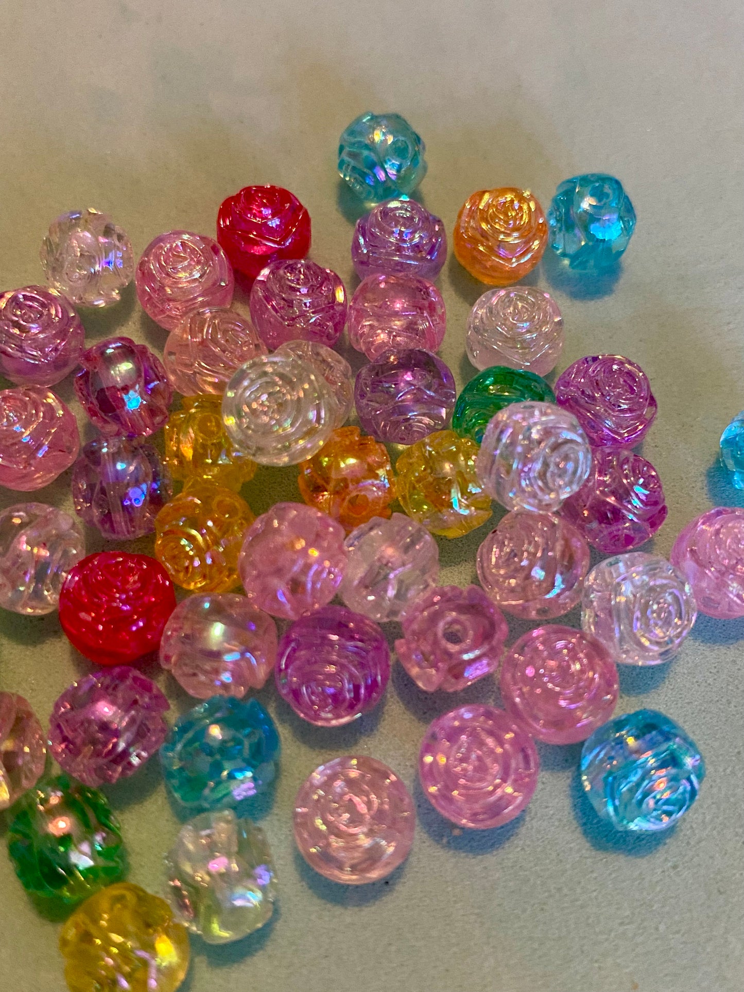 50 x Clear Coloured Rose Beads 8mm