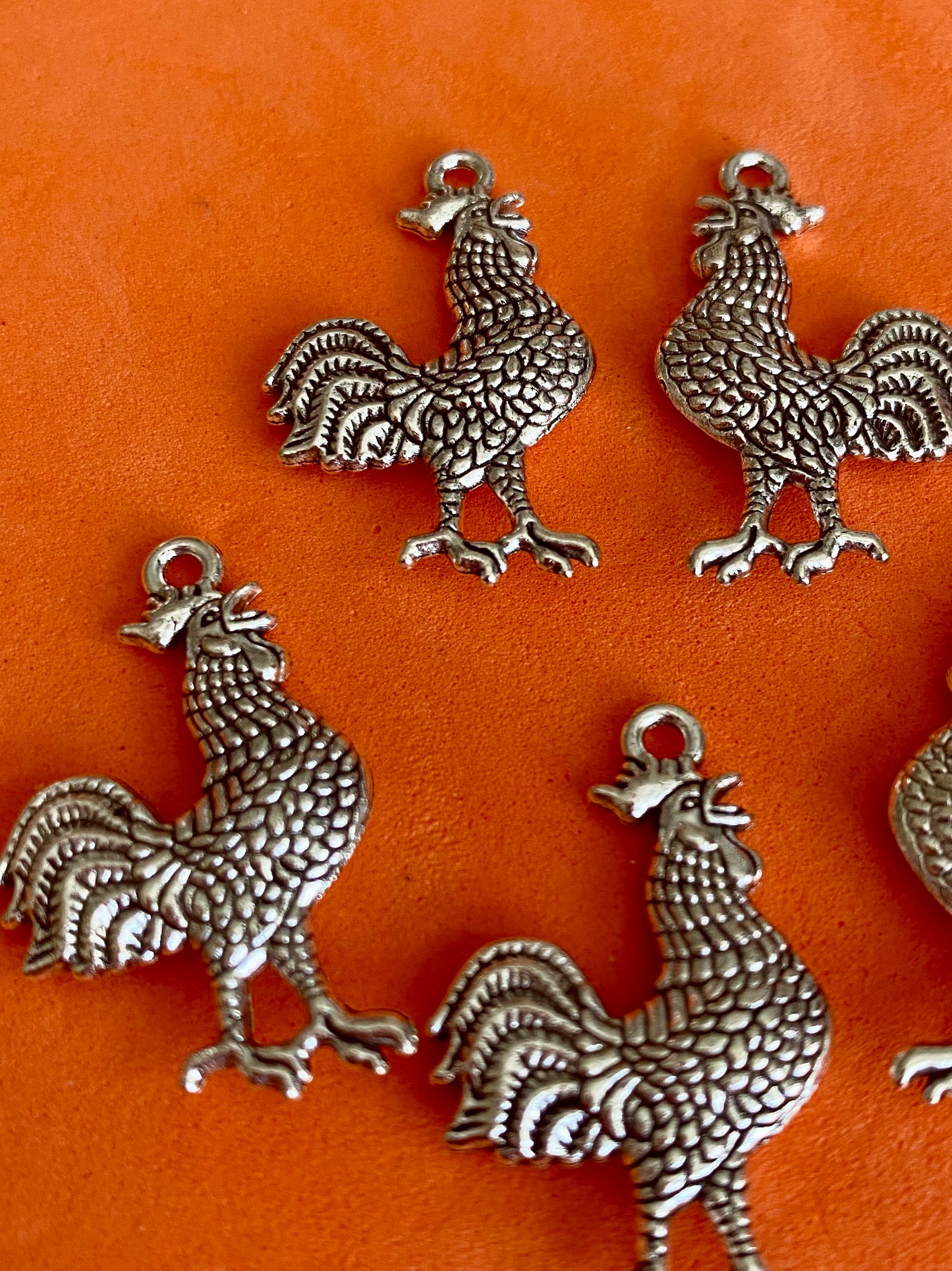 5 x Cockerel Silver Coloured Charms