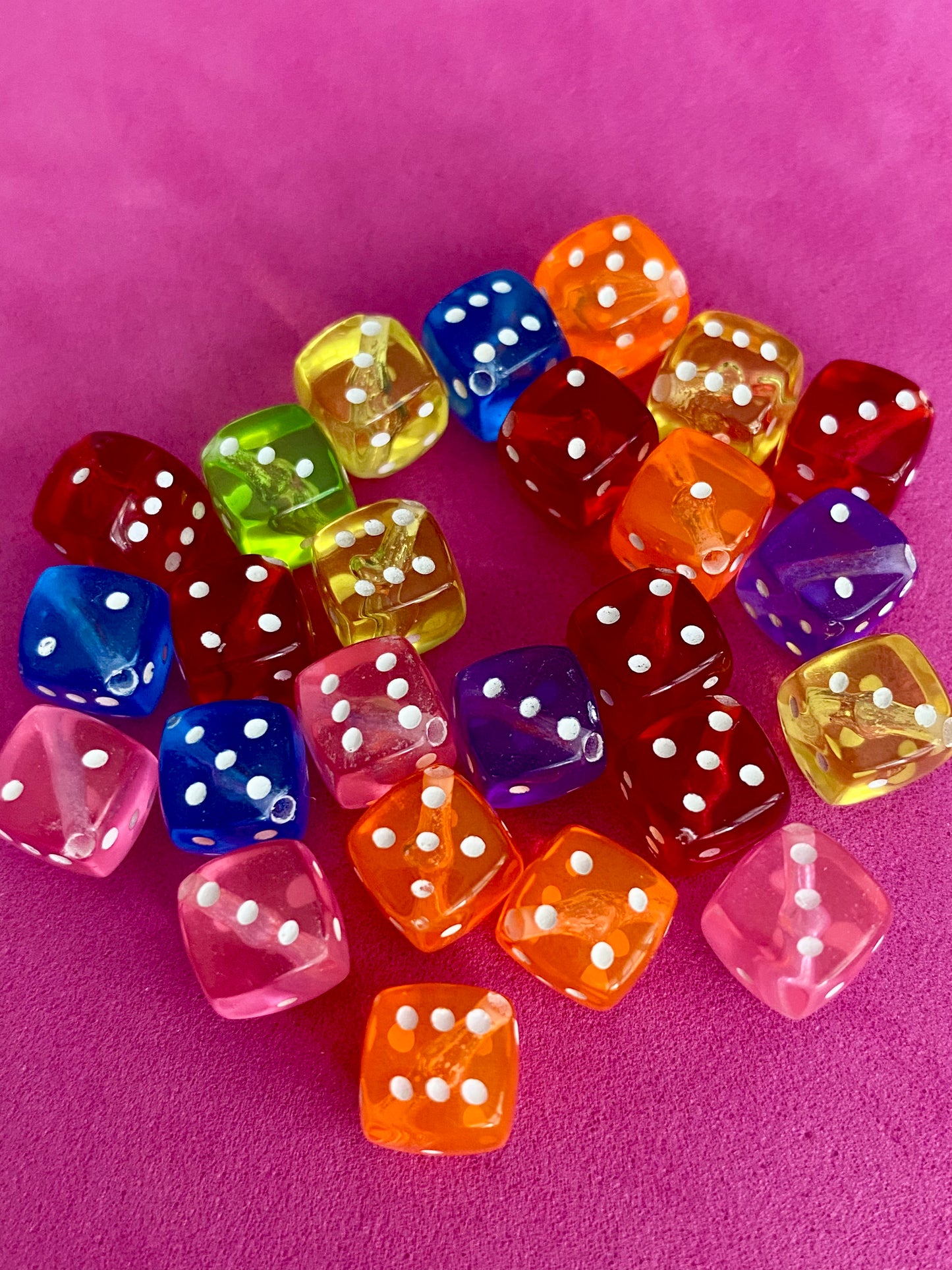 25 x Multicoloured Dice beads 8mm