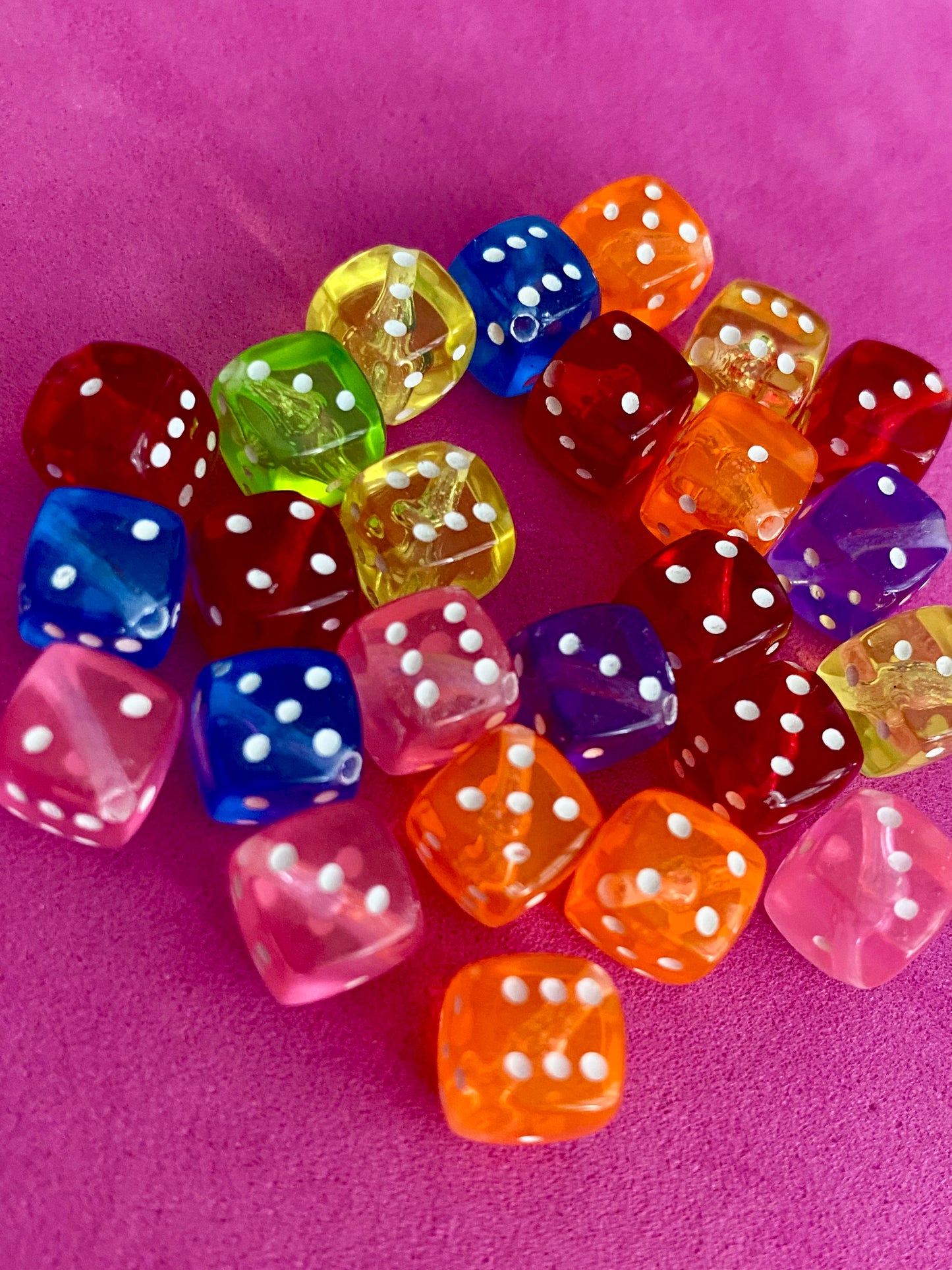 25 x Multicoloured Dice beads 8mm