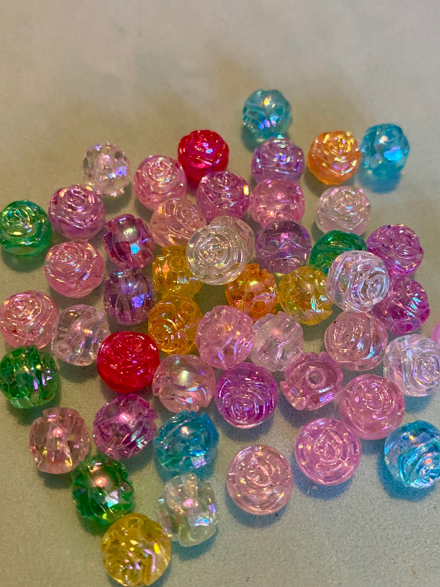 50 x Clear Coloured Rose Beads 8mm