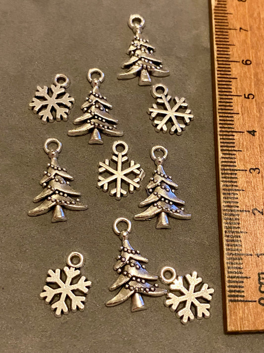 10 x Tree and Snowflake Charms