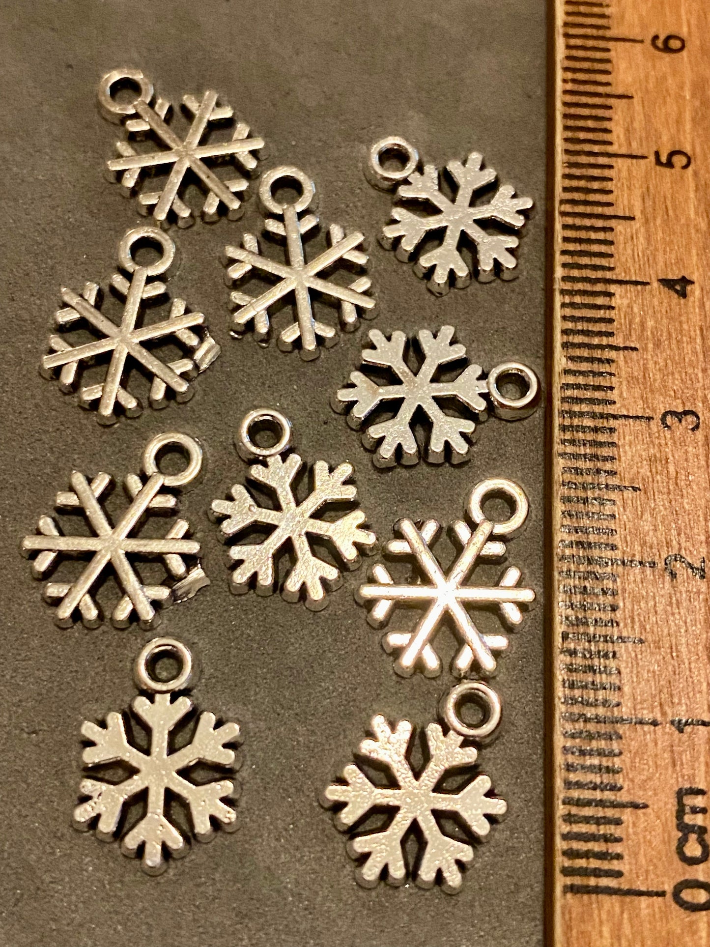 10 Silver Metal Snowflake Charms 14mm