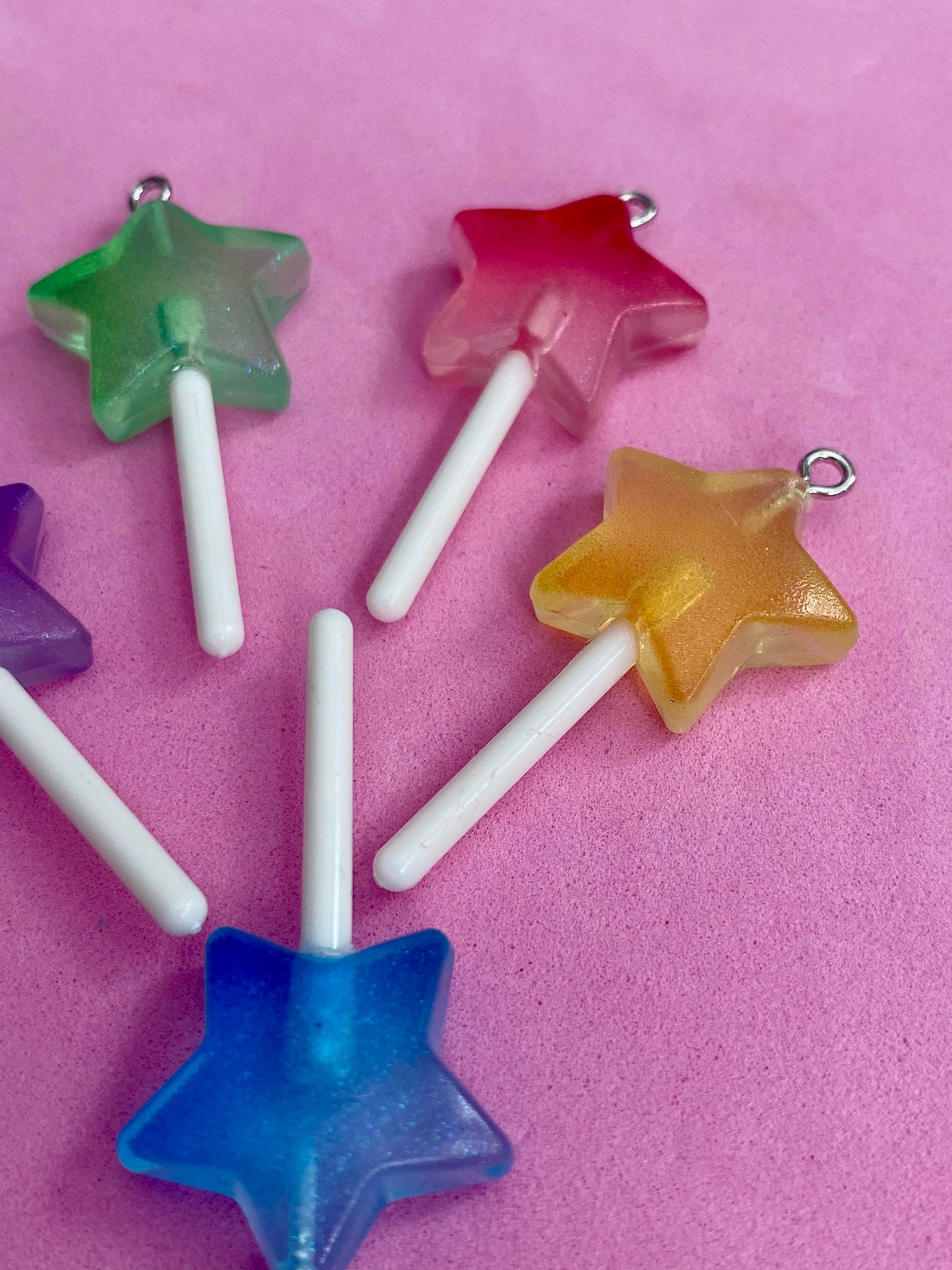 5 Assorted Star Shaped Plain or Sparkly Lollipop Charms 25mm Length