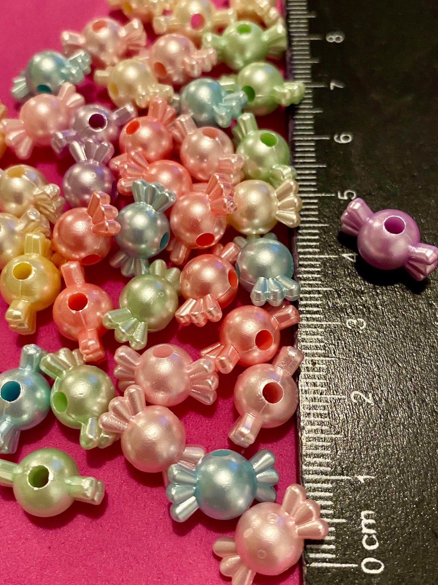 40 X Sweet Beads Assorted Pearlescent Colours