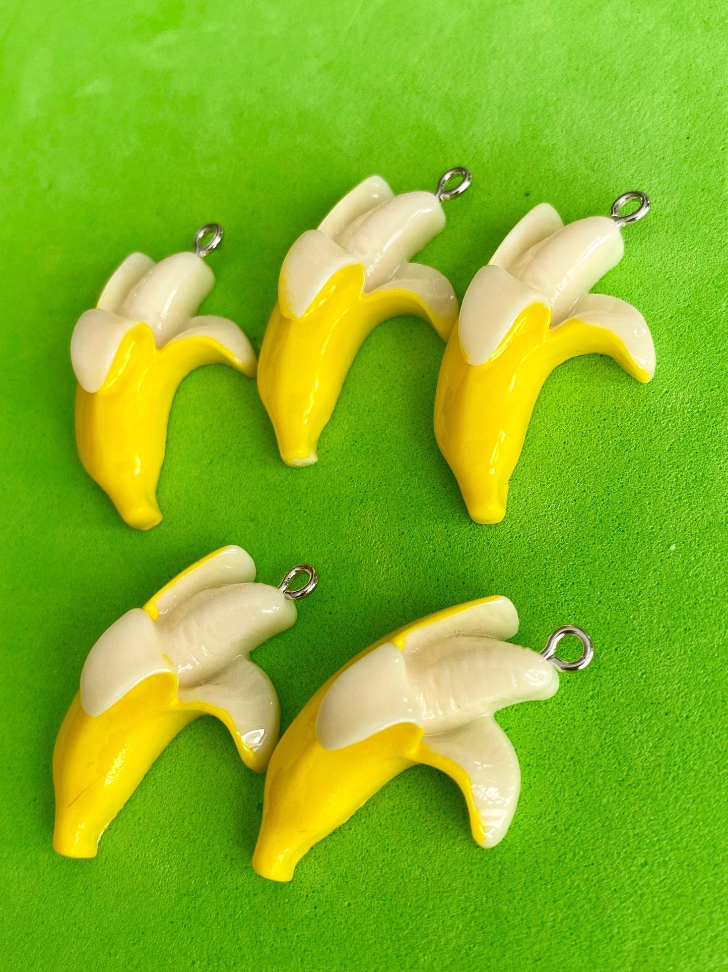 5 x Banana charms 35mm