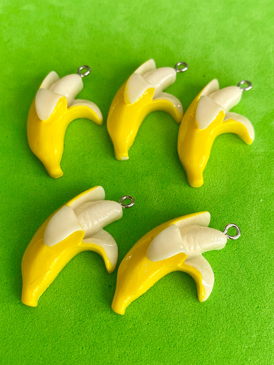 5 x Banana charms 35mm