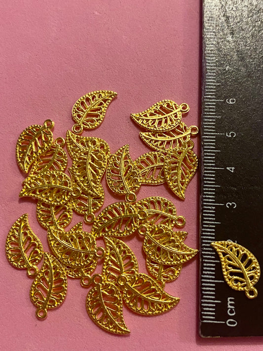 25 Gold Coloured Filigree Leaf Beads suitable for Jewellery Crafting 16mm