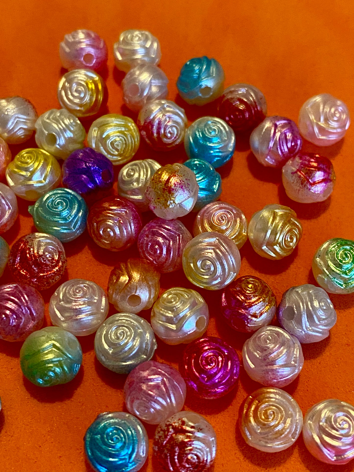 50 x Assorted Coloured Rose Beads Suitable for Jewellery Crafting.