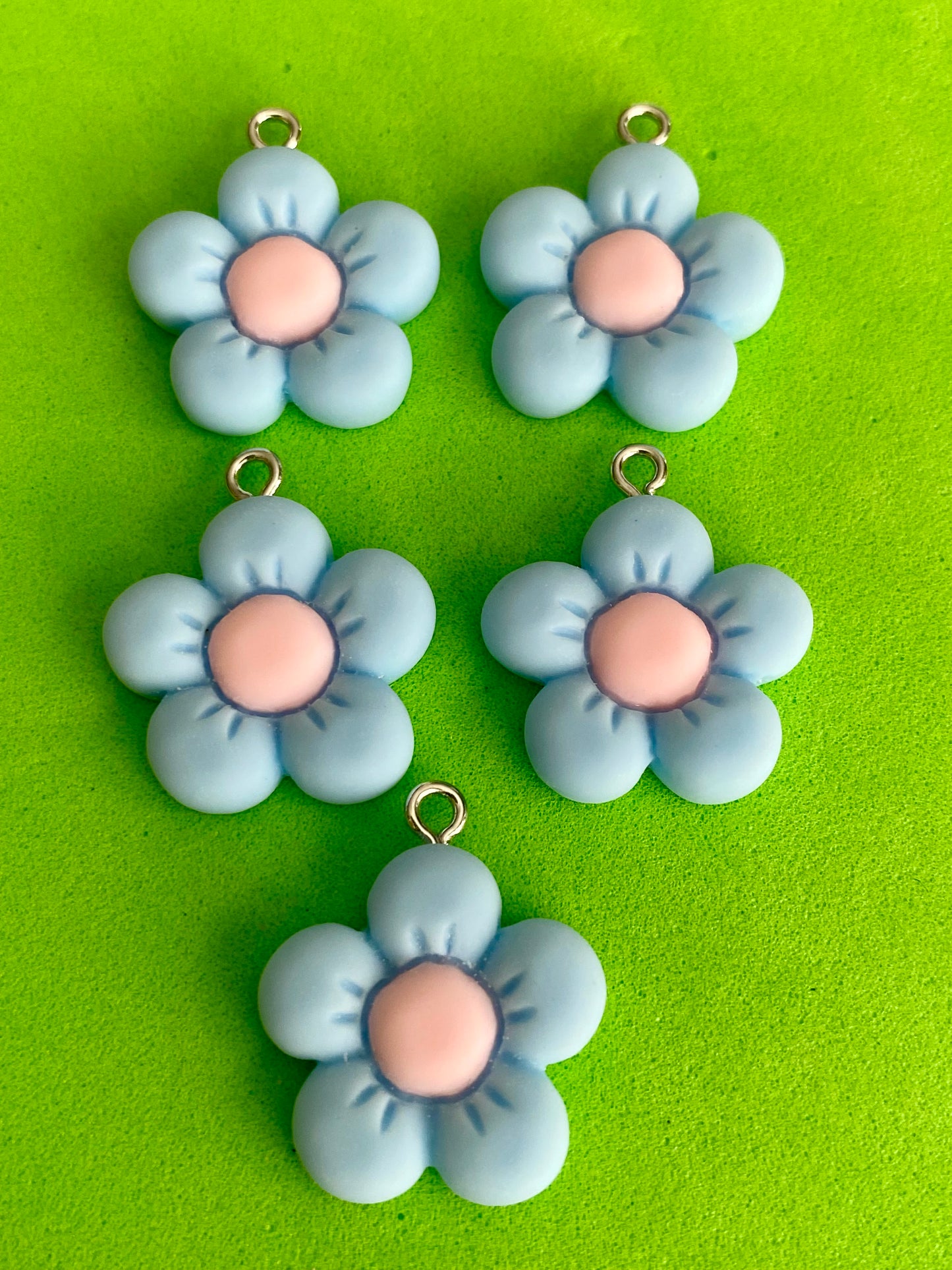 5 x Flower Charms 25mm